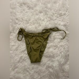 Cheeky adjustable green target bikini bottoms